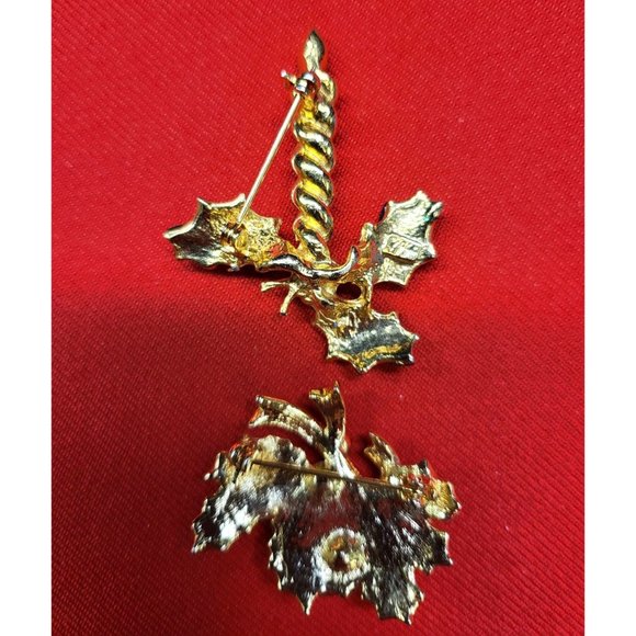 Christmas Pins/ Brooch Set of 2 Christmas Holly Berry marked "AK" & Holly Leaf B - Picture 5 of 10